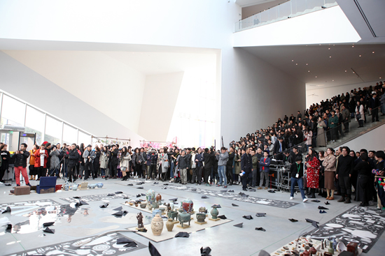 “邱注上元灯彩计划”在北京民生现代美术馆开幕